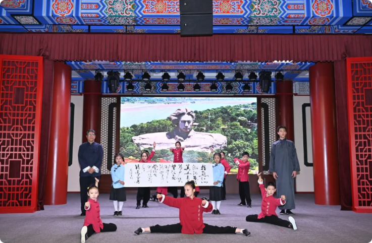 球迷们期待